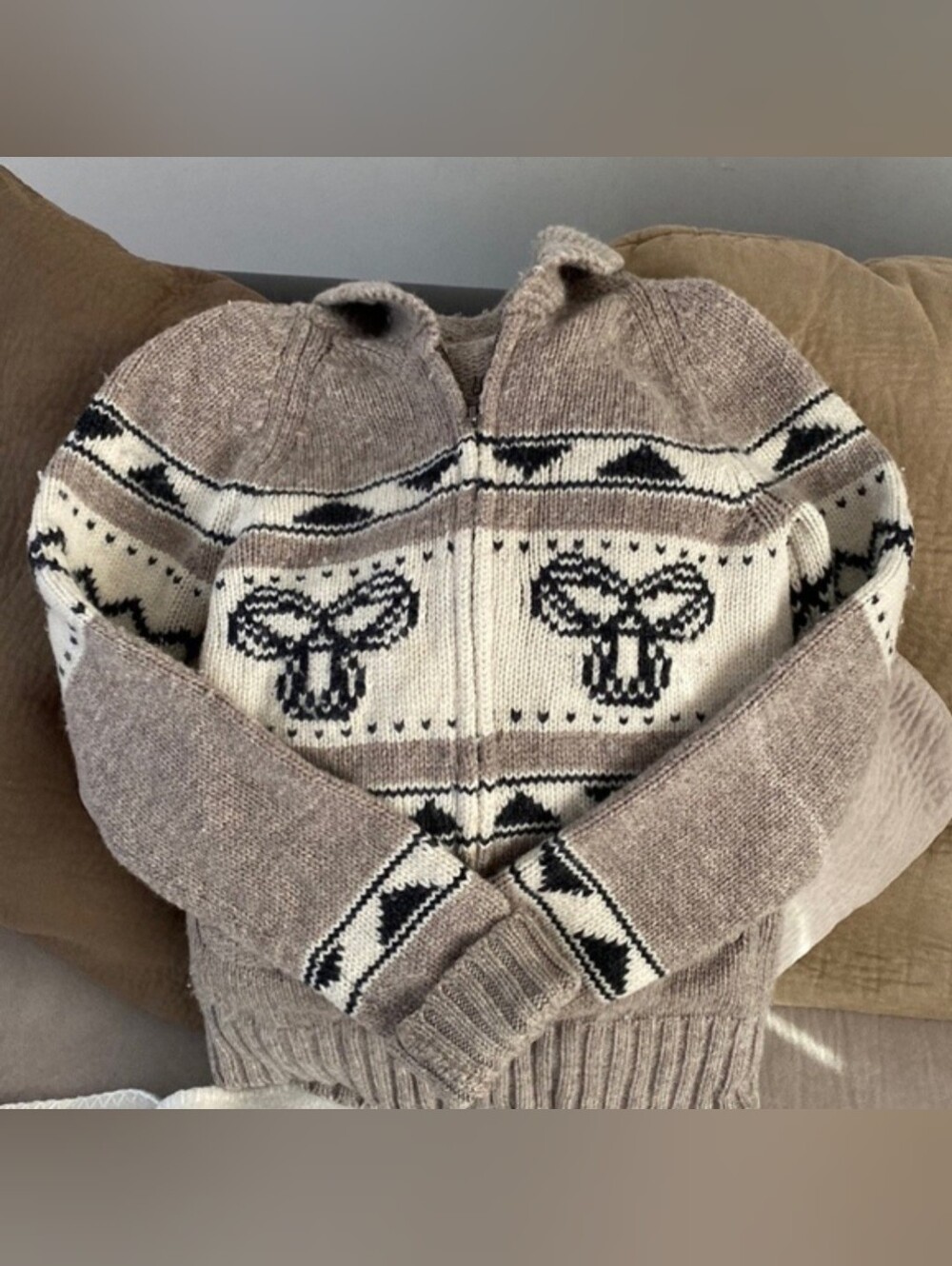 Aritzia TNA Sea To Sky Zip-Up Cardigan (100% Lambs Wool)